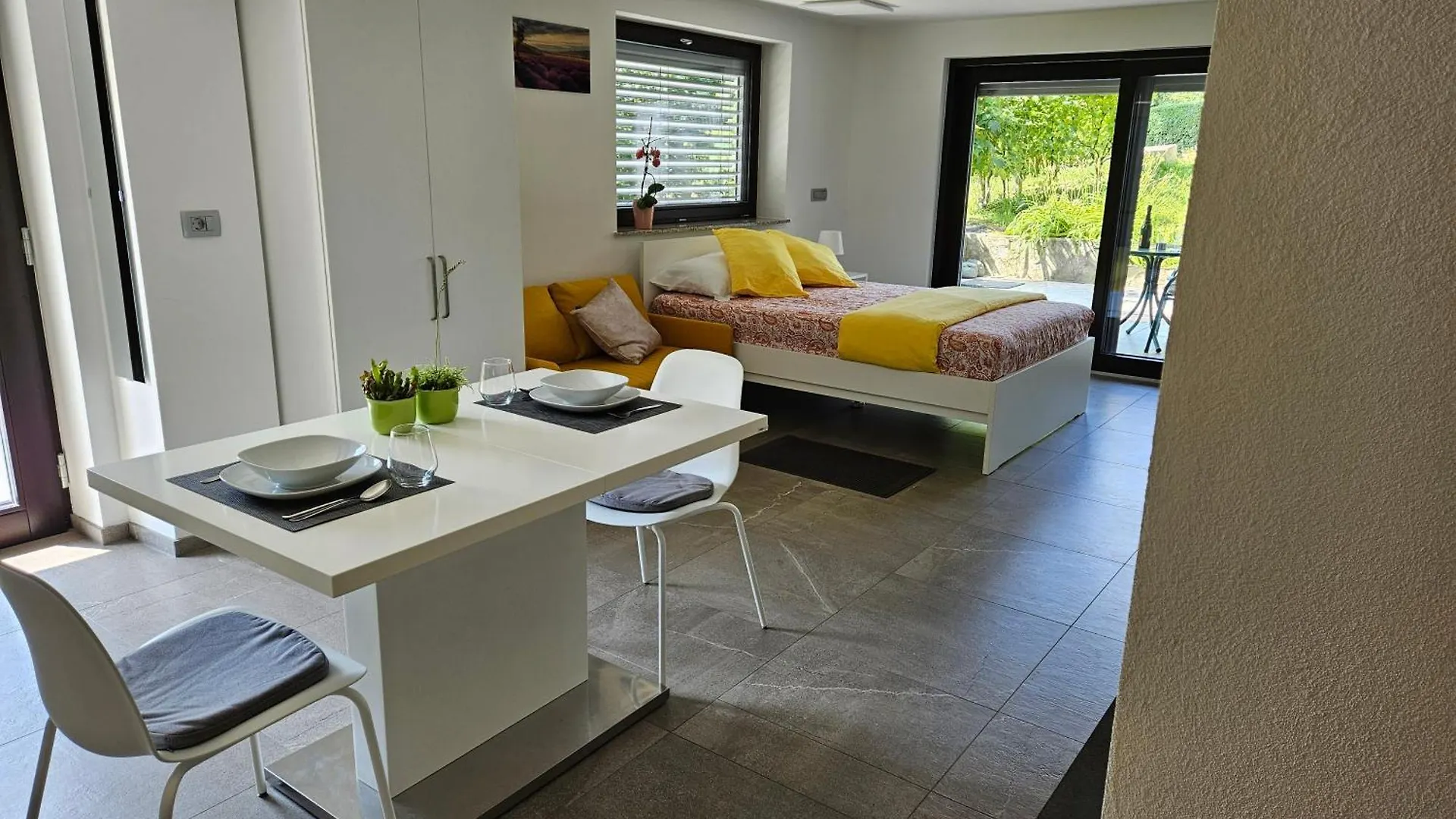 Apartmaji Rdeca Kapica Ljubljana Country house